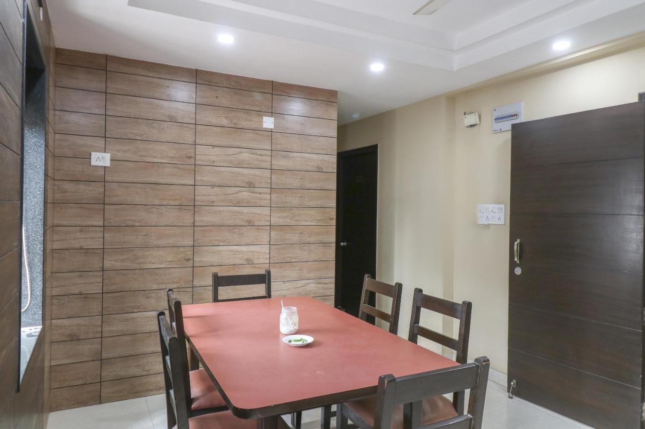 Capital O 76637 Shri Krishna Villa Колката Екстериор снимка